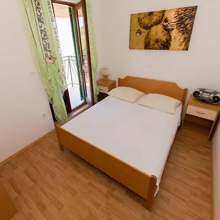 Srzi 1 Makarska